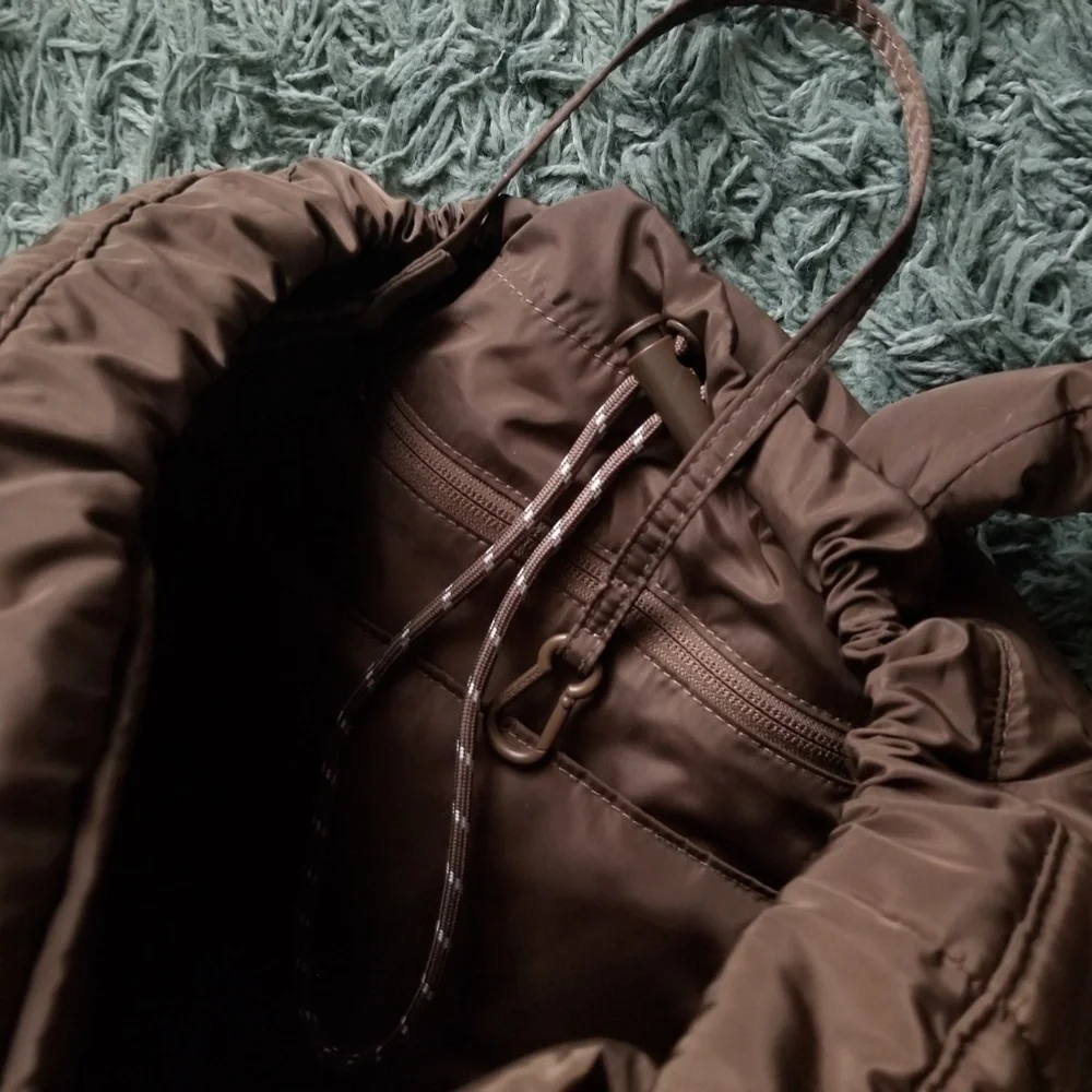 153. puffy drawstring tote bag - Picture 6 of 14